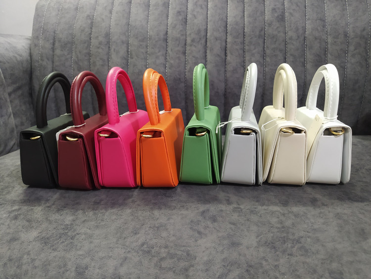 کیف پاسپورتی زنانه