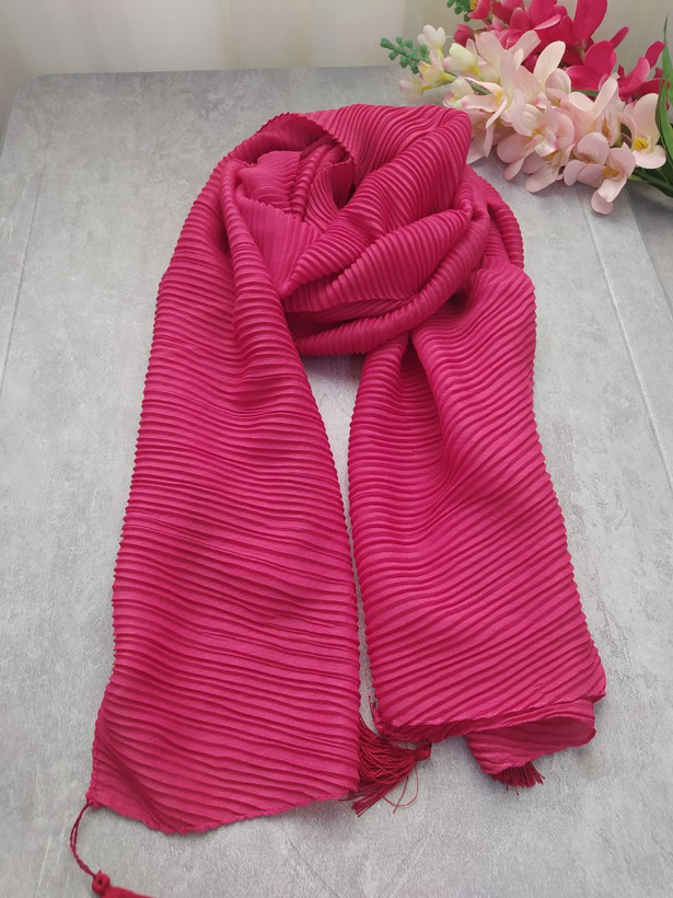 شال پلیسه ریز منگوله دار زنانه