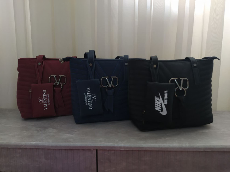 کیف زنانه دوشی جنس نانسی جادار،زیبا و شیک