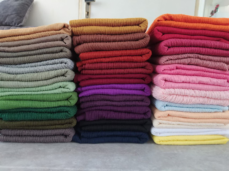 شال پفکی زنانه قواره بزرگ رنگ بندی